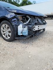2021 Toyota Corolla LE - Primary Damage Right Image